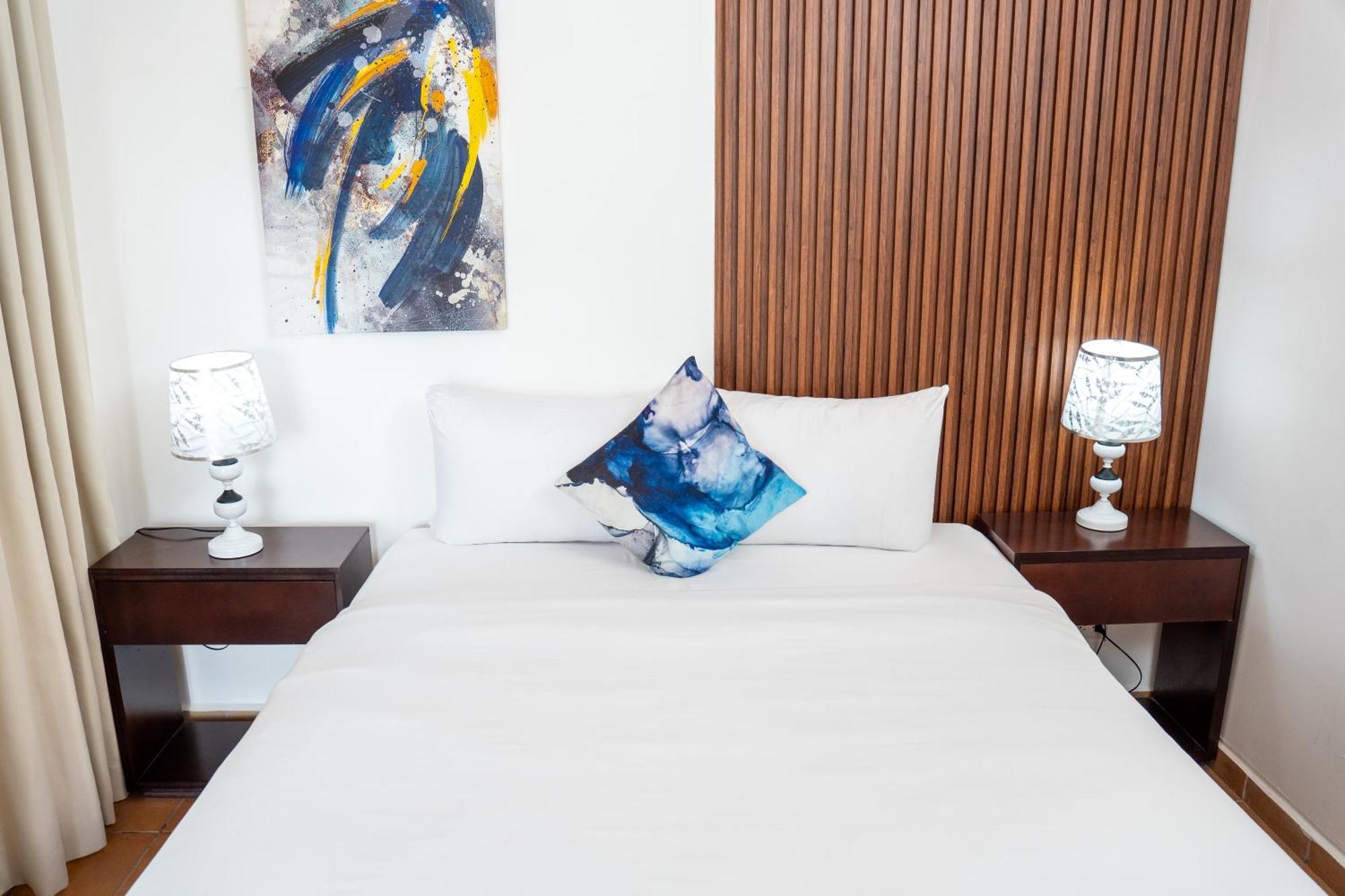 Hotel H4 El Paraiso Luaran gambar